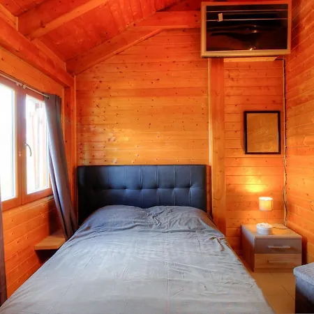 펜션 Maison En Bois Village Entre Montagne Et Sari-D'orcino